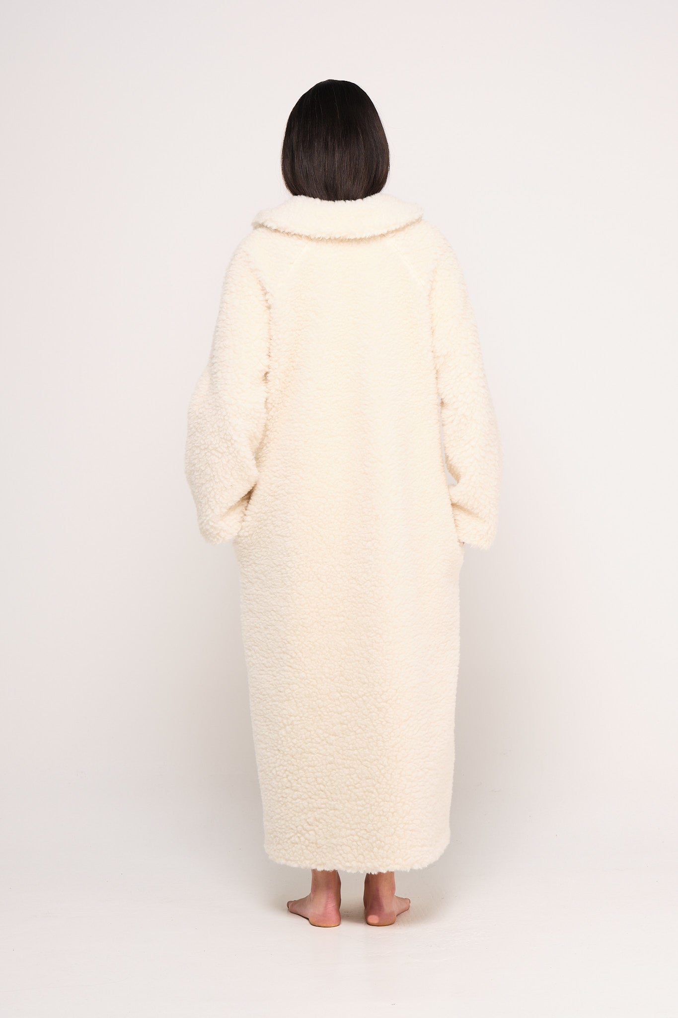 White icelandic wool coat